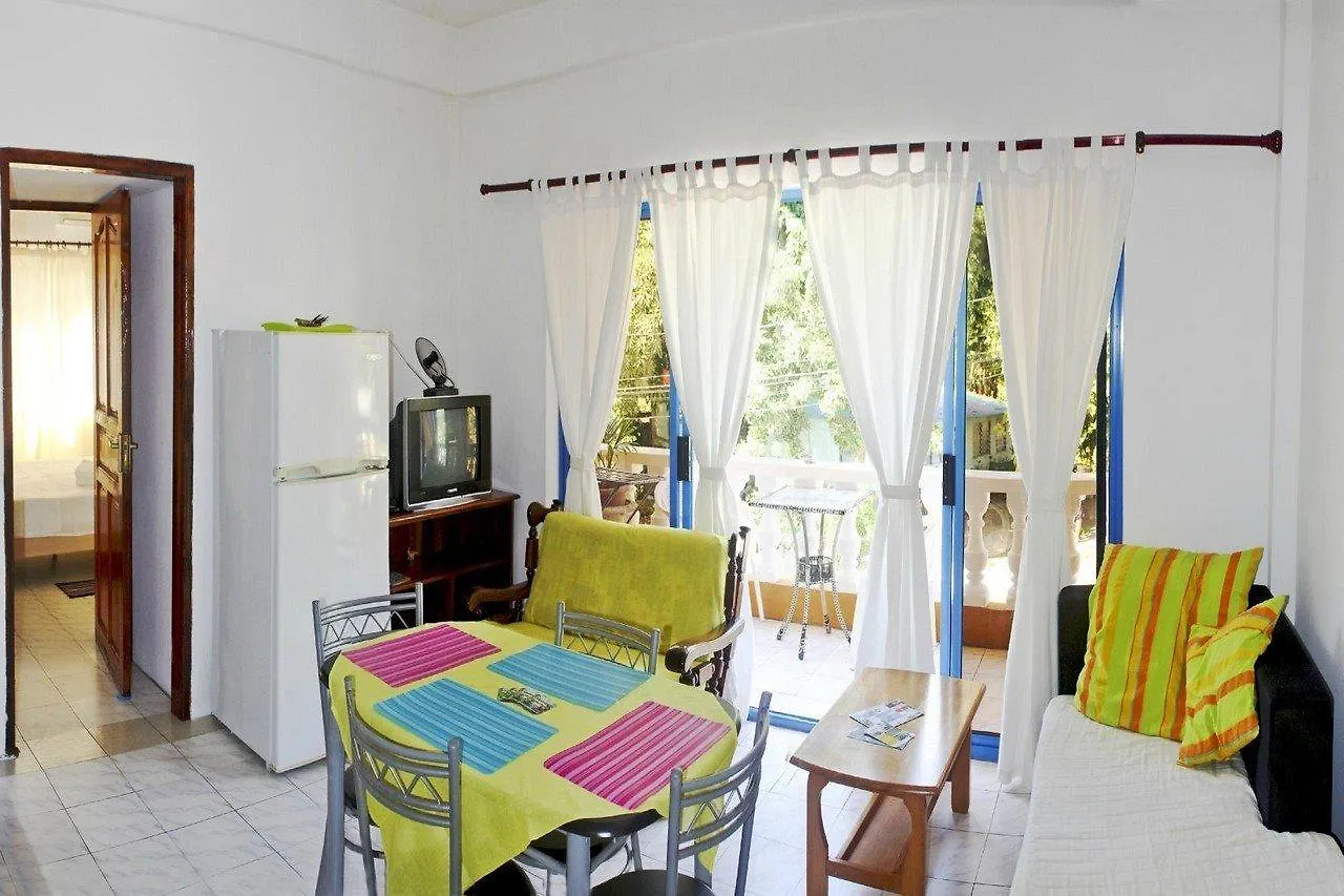 Vicky'S Holiday Apartment Beau Vallon  0*, Beau Vallon (Mahe)