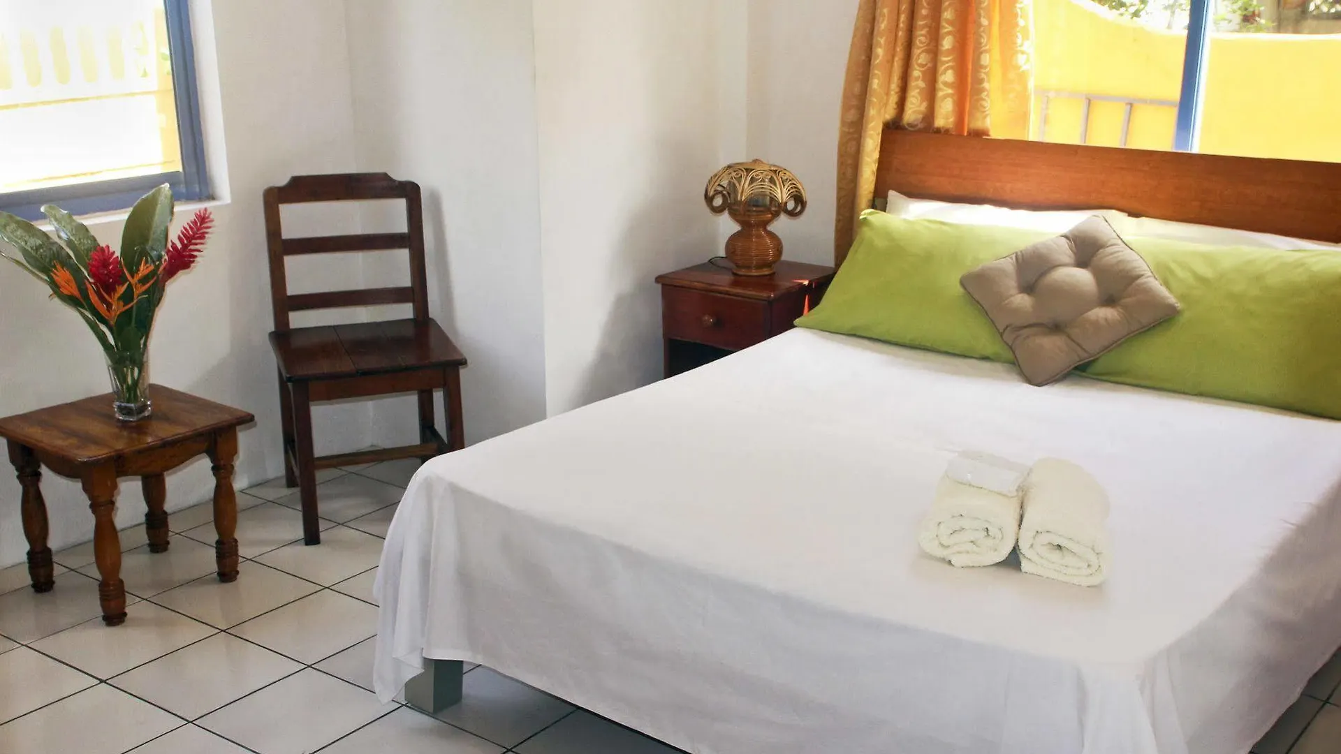 Vicky'S Holiday Apartment Beau Vallon  Seychelles