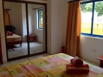 Vicky'S Holiday Apartment Beau Vallon  Seychelles